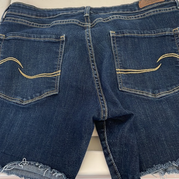 Signature Levi Strauss & Co Modern Skinny Shorts Sz 14 - 32W - Picture 7 of 7